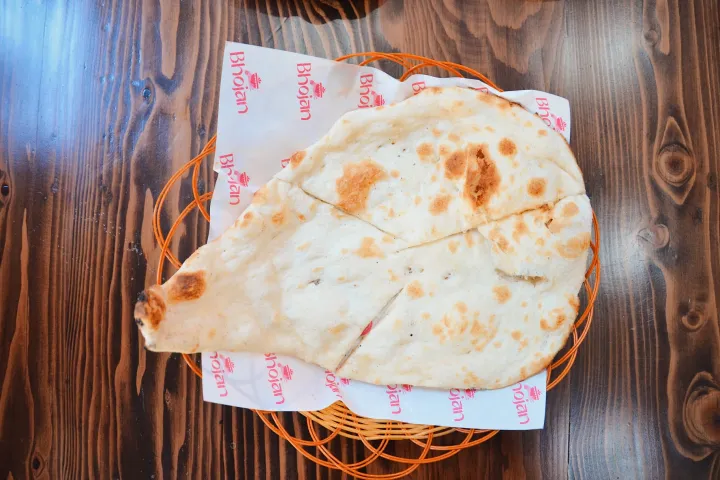 Garlic Naan | Garlic Naan: The Flavorful Indian Flatbread with a Kick Garlic Naan | Garlic Naan: The Flavorful Indian Flatbread with a Kick